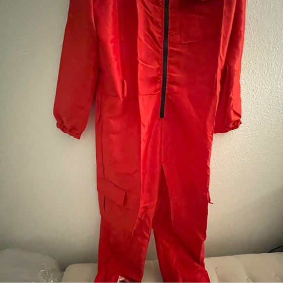 NWT Squid game costume Square Soldier full costume unisex M - Picture 5 of 5